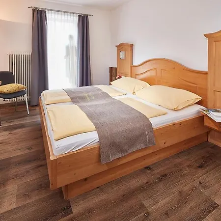 Landgasthof Klausner ゲストハウス 3*