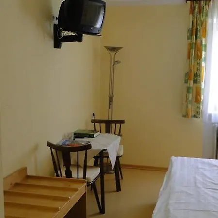 Landgasthof Klausner ゲストハウス 3*