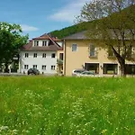 Landgasthof Klausner בית הארחה 3*